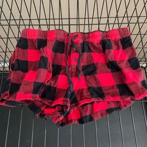 plaid shorts